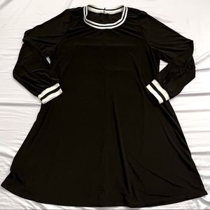 A-line Stretchy Black Midi Long-sleeve Dress
